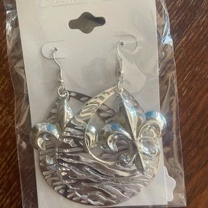 Silver earrings NWT